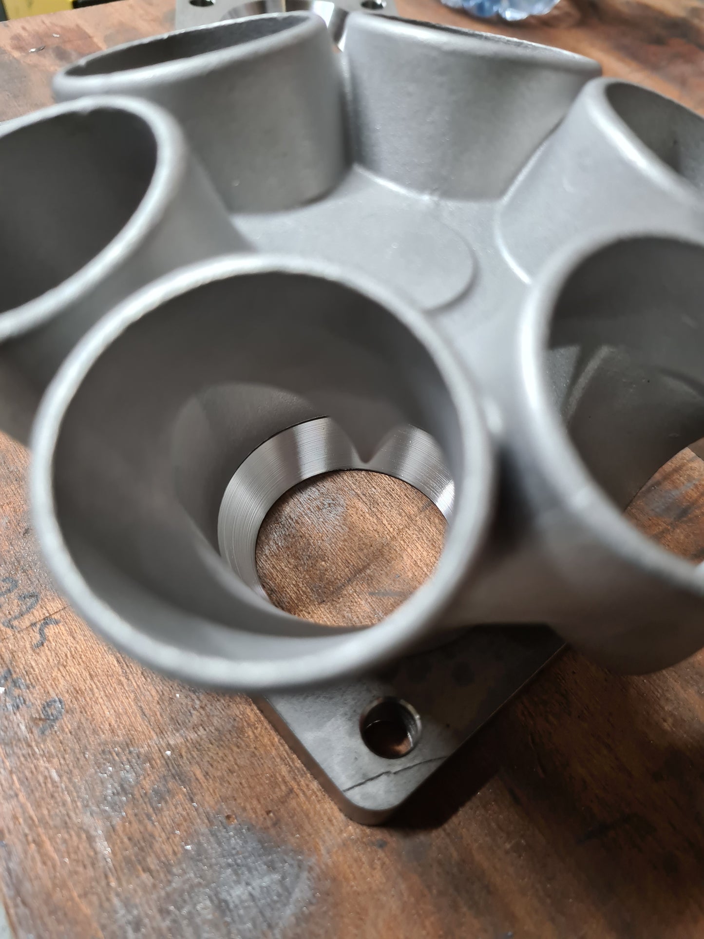 1JZ-GTE VVTi 純正位置マニホールド
