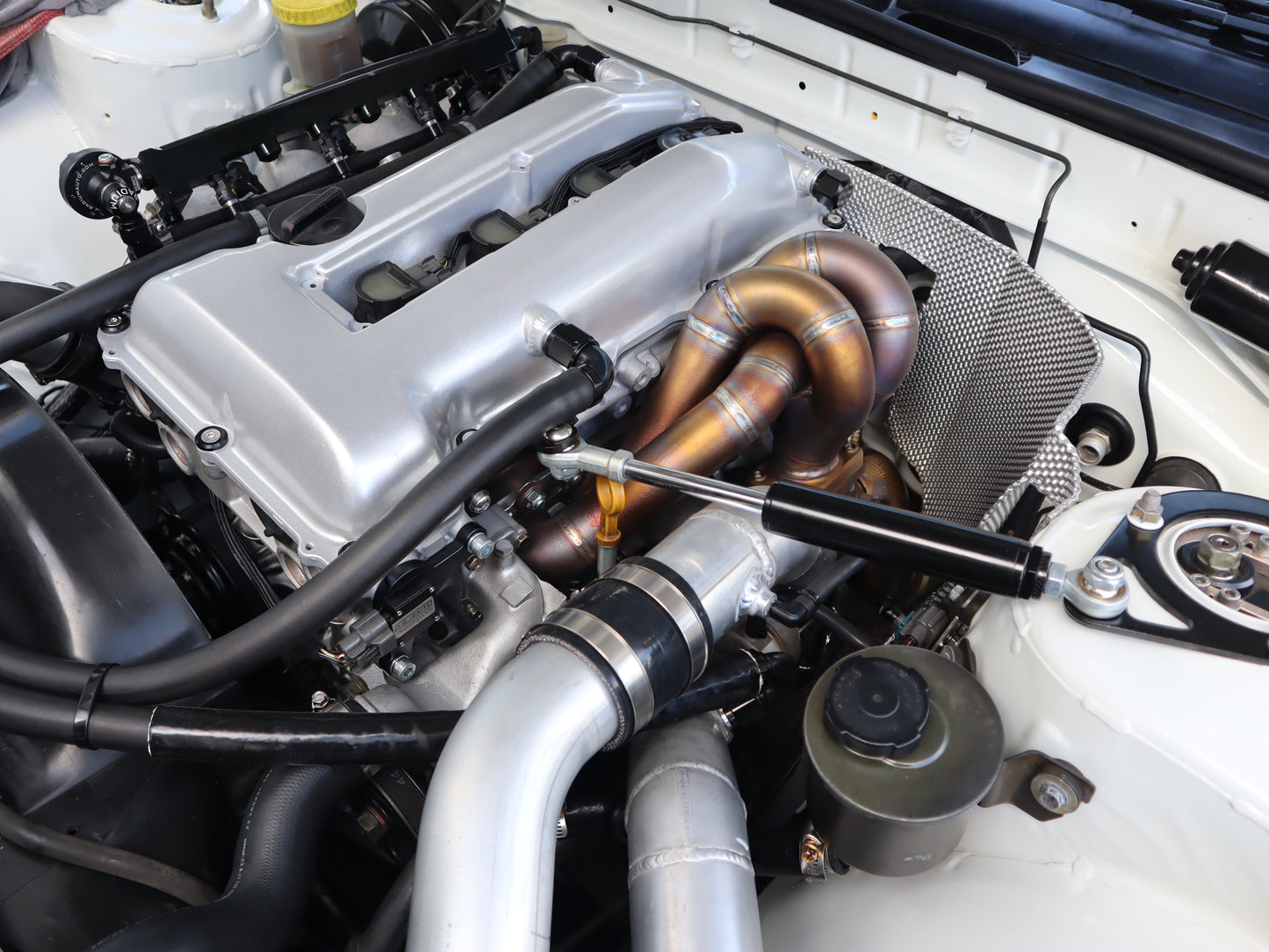 SR20純正位置エキマニ