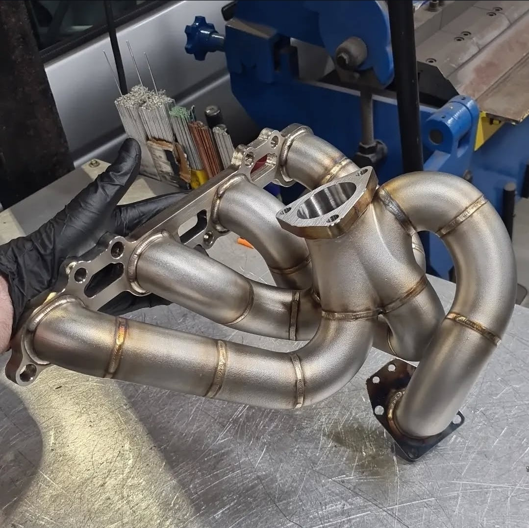 SR20トラストタイプハイマウントマニホールド